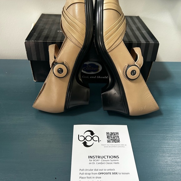 Dr. Comfort Cindee Tan Mary Jane Heels Ladies 8W BOA new in box - Picture 7 of 14